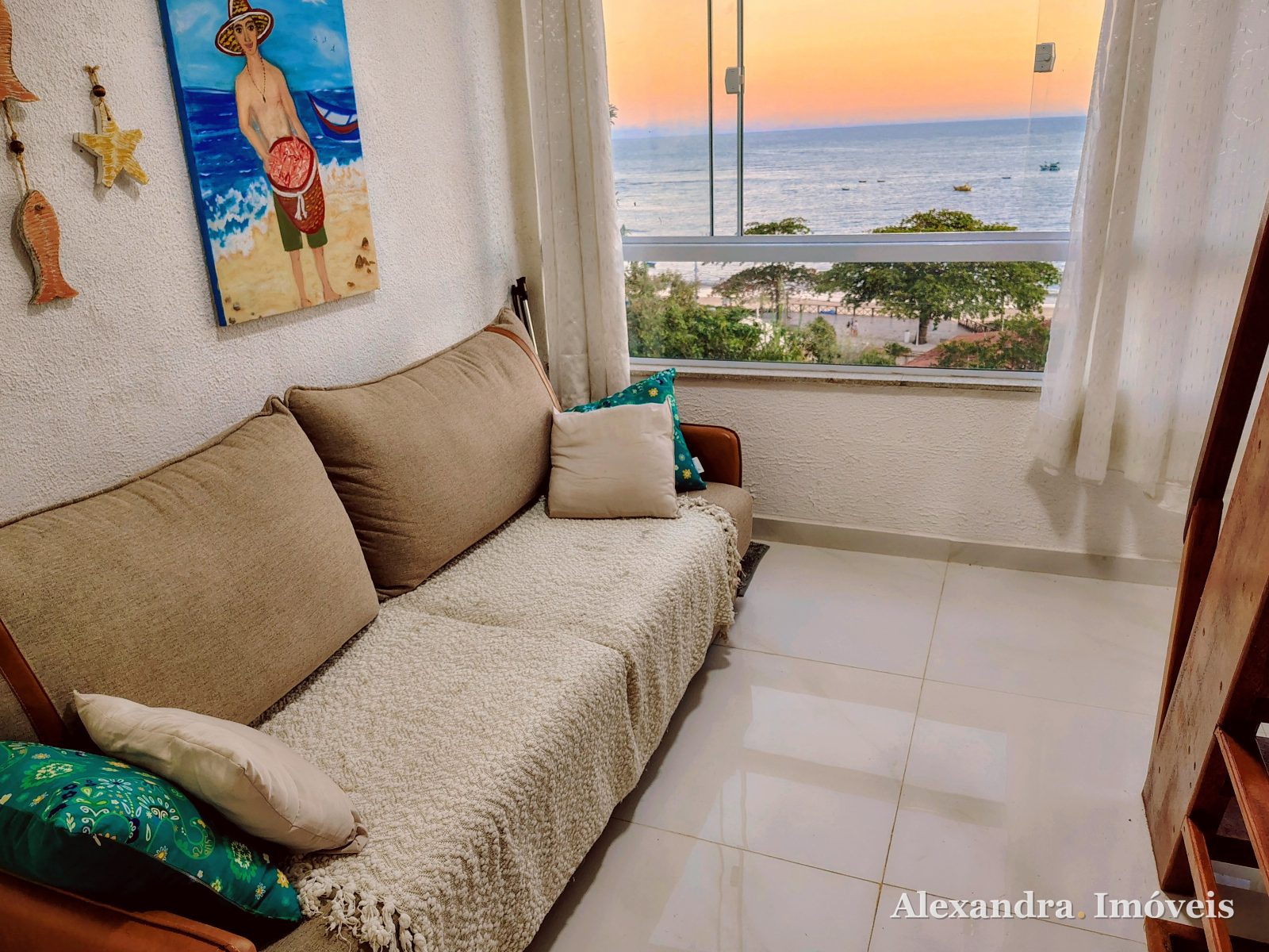 CASA DUPLEX COM TERRAÇO E VISTA ESPETACULAR DO MAR