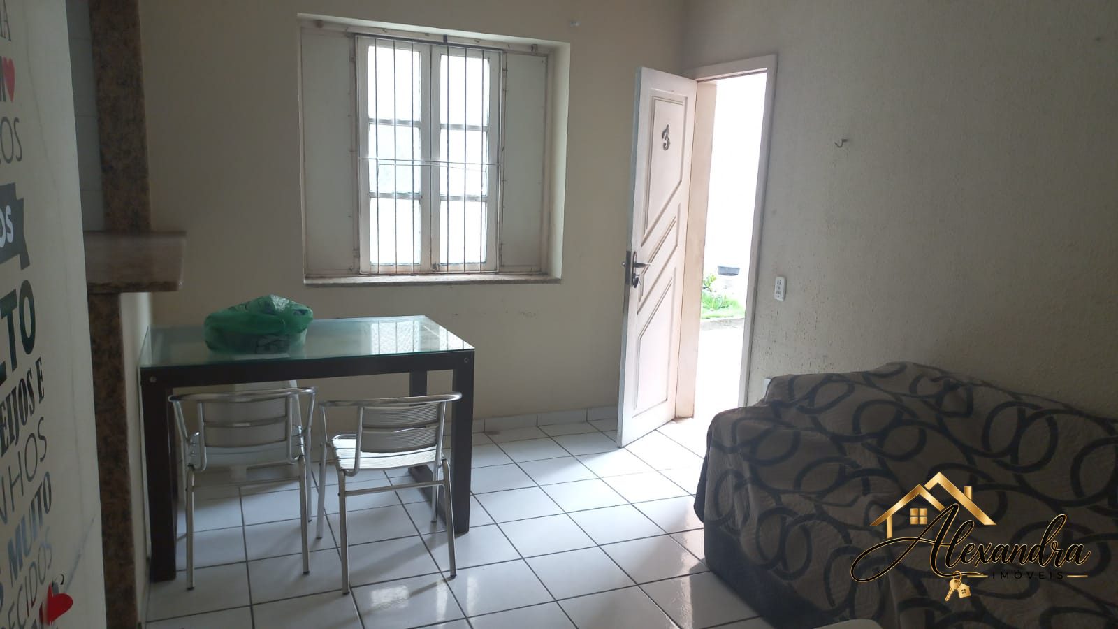 APARTAMENTO BEIRA MAR A VENDA EM MARATAIZES - ES